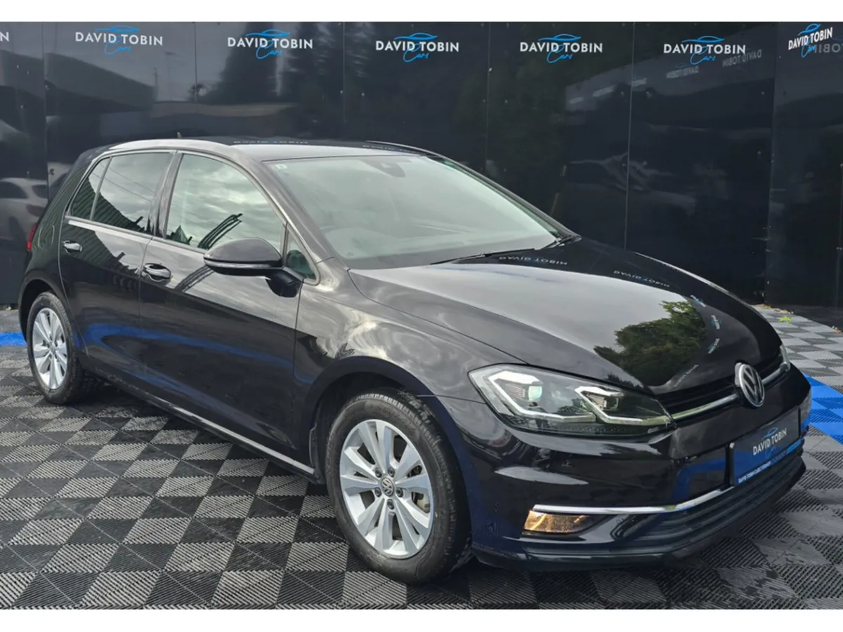 Volkswagen Golf Hatchback, Petrol, 2017, Black
