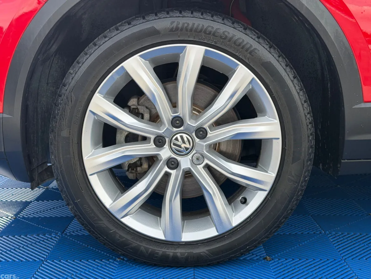 Volkswagen T-Roc SUV, Diesel, 2021, Red