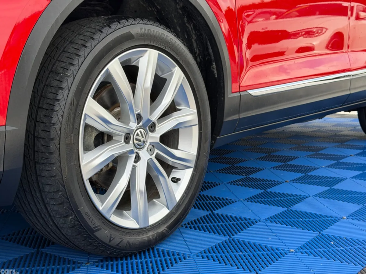 Volkswagen T-Roc SUV, Diesel, 2021, Red