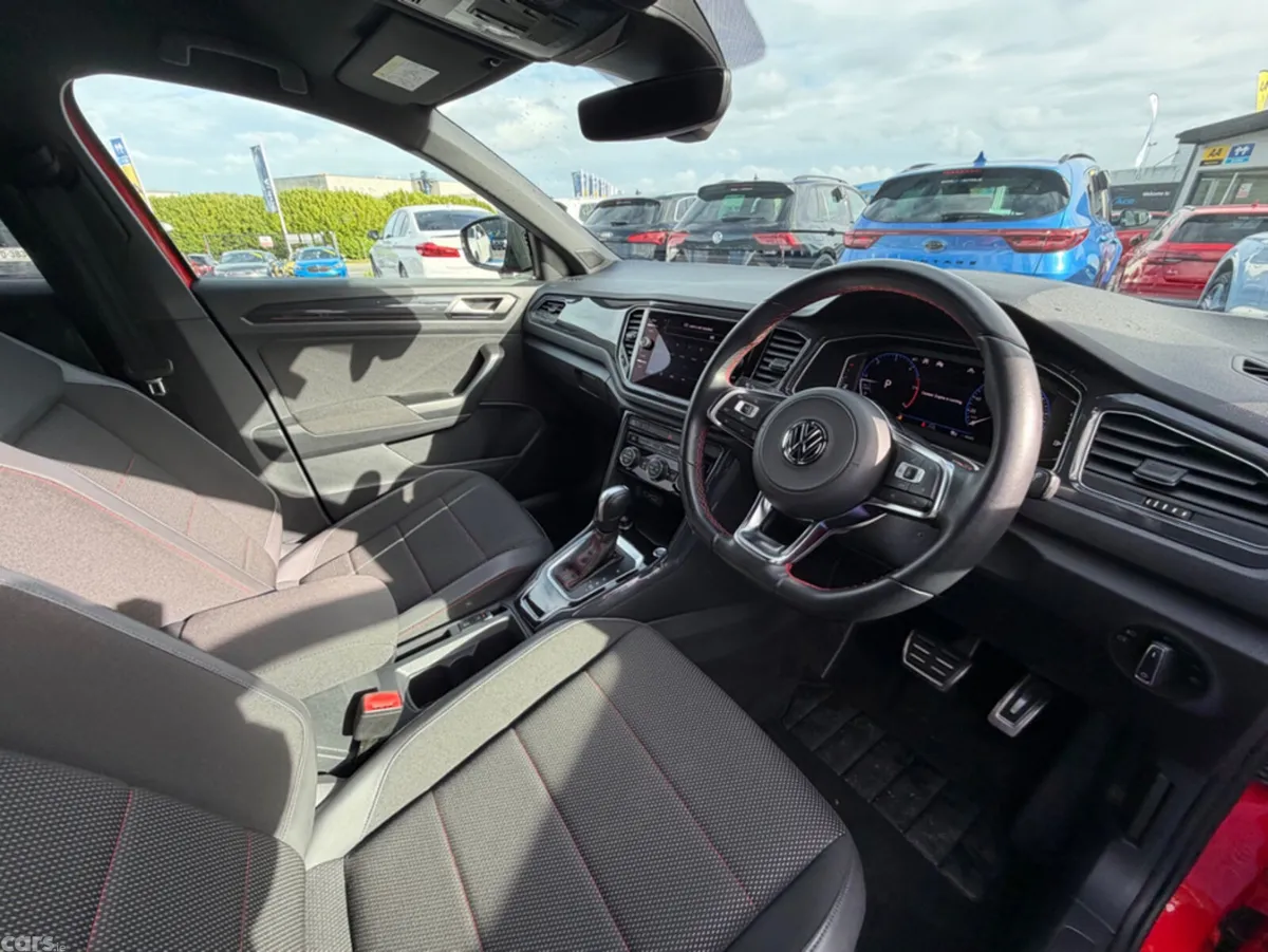 Volkswagen T-Roc SUV, Diesel, 2021, Red