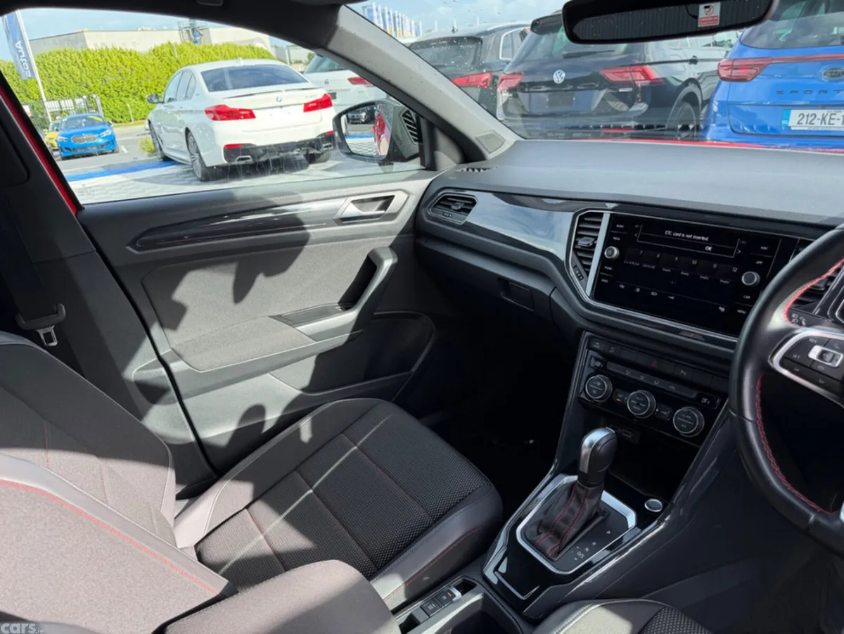 Volkswagen T-Roc SUV, Diesel, 2021, Red