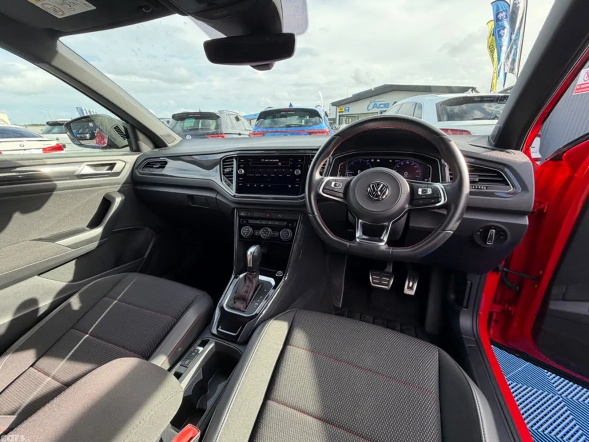 Volkswagen T-Roc SUV, Diesel, 2021, Red