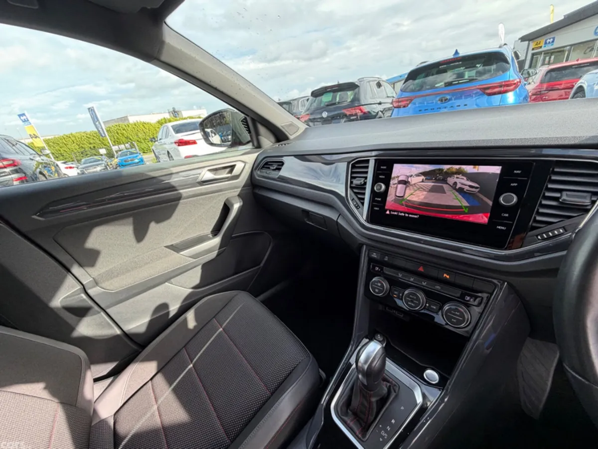 Volkswagen T-Roc SUV, Diesel, 2021, Red