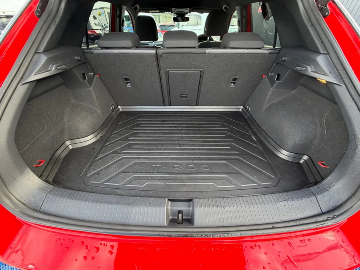 Volkswagen T-Roc SUV, Diesel, 2021, Red