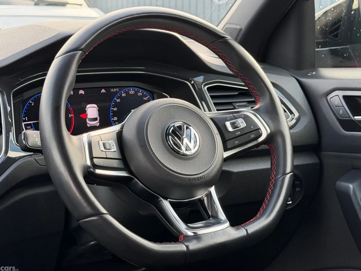 Volkswagen T-Roc SUV, Diesel, 2021, Red