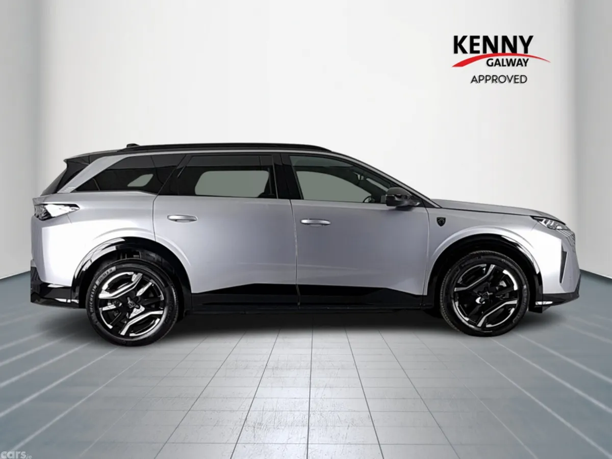 Peugeot 5008 Hatchback, Electric, 2025, Grey