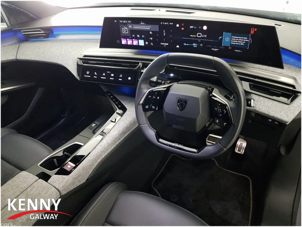 Peugeot 5008 Hatchback, Electric, 2025, Grey