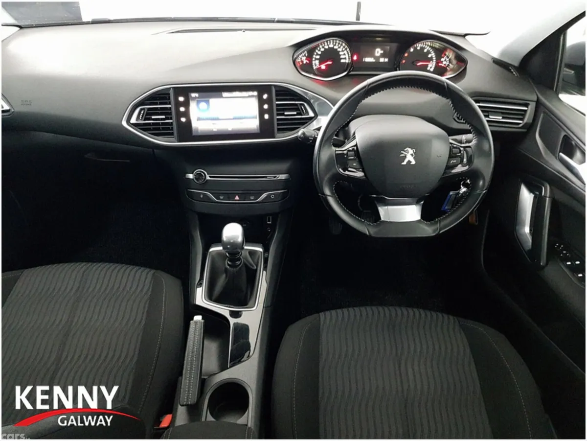 Peugeot 308 Hatchback, Petrol, 2016, Grey