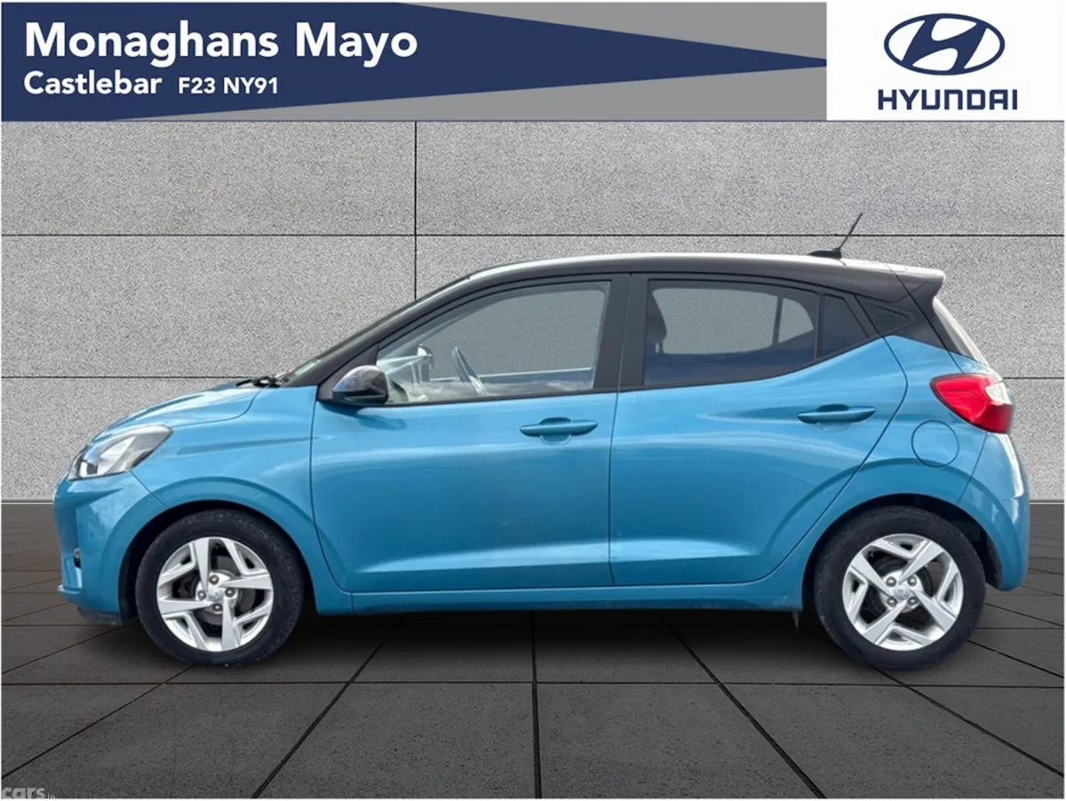 Hyundai i10 Hatchback, Petrol, 2020, Blue