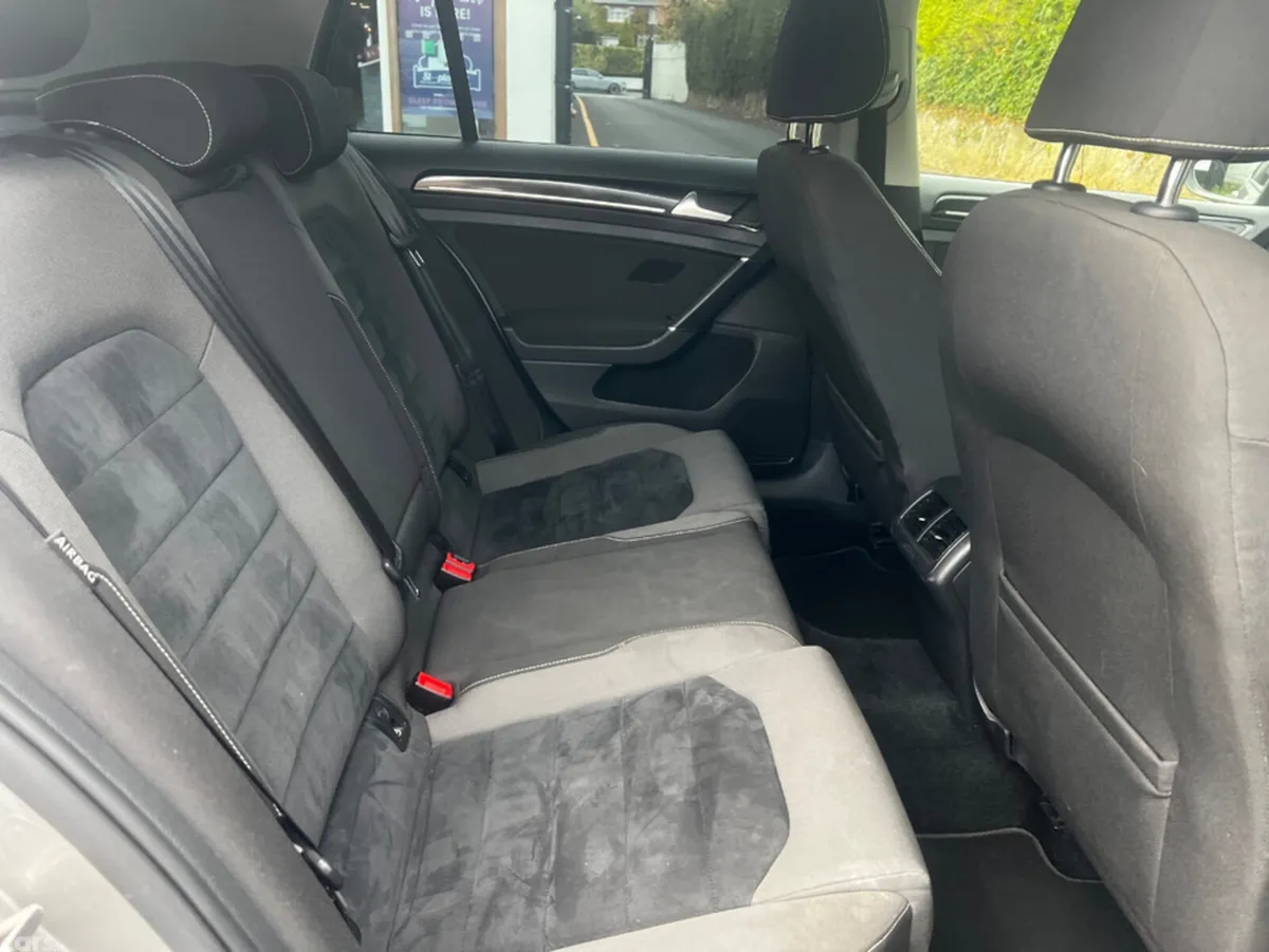 Volkswagen Golf Hatchback, Petrol, 2014, Silver