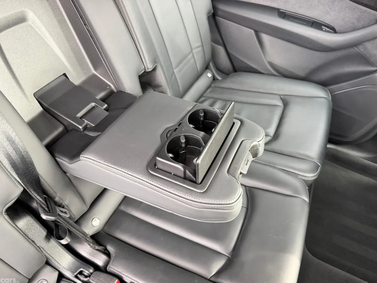 Audi Q7 Estate, Petrol Plug-in Hybrid, 2024, Black