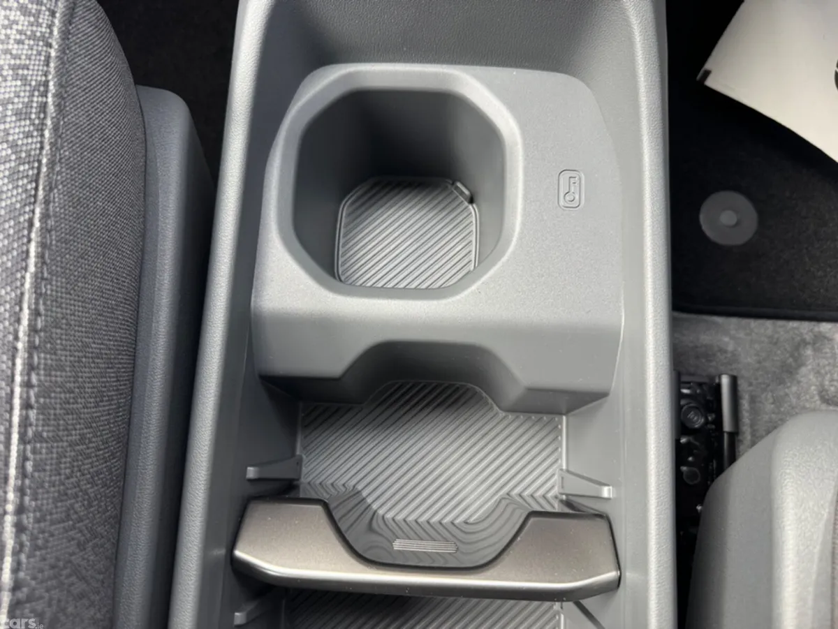 Kia EV2 Hatchback, Electric, 2026, White