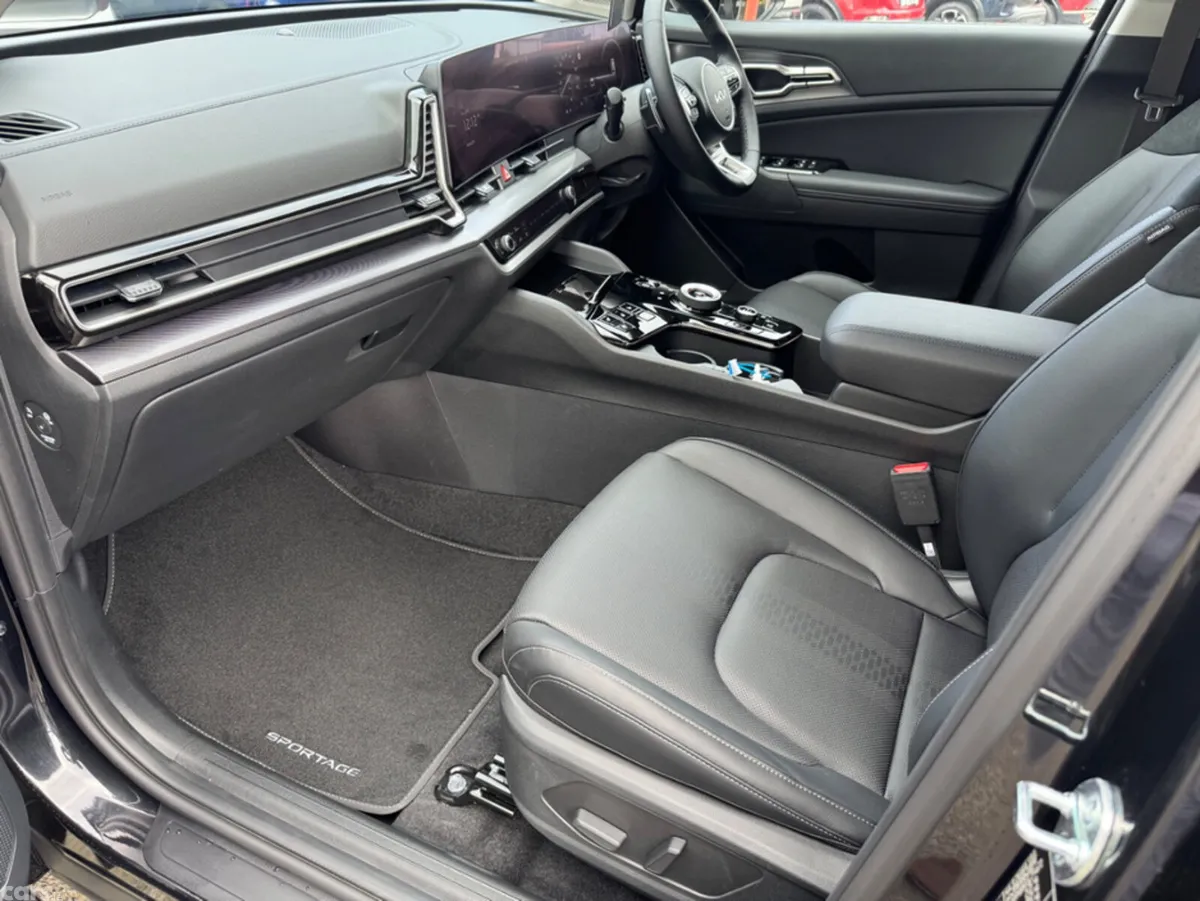 Kia Sportage Hatchback, Petrol Plug-in Hybrid, 2026, Black