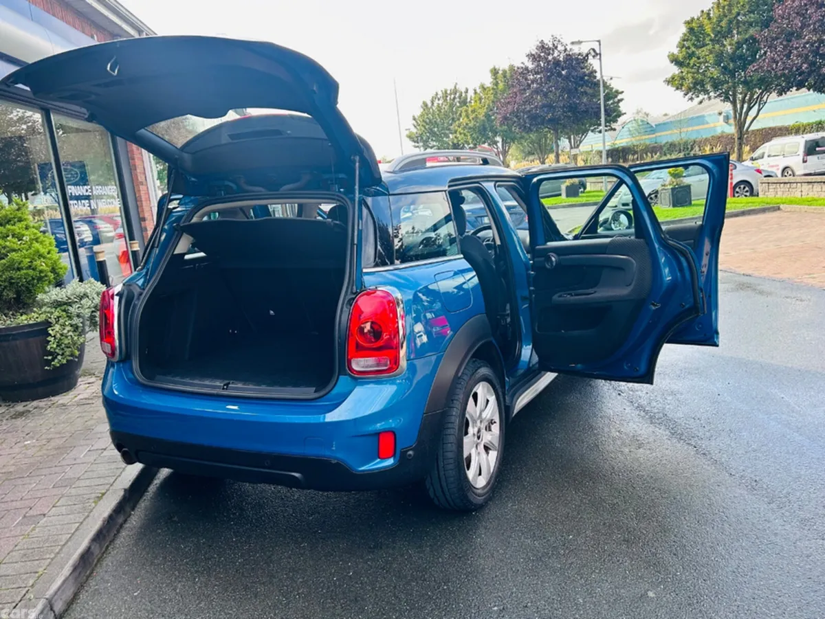 Mini Countryman Hatchback, Petrol Plug-in Hybrid, 2018, Blue
