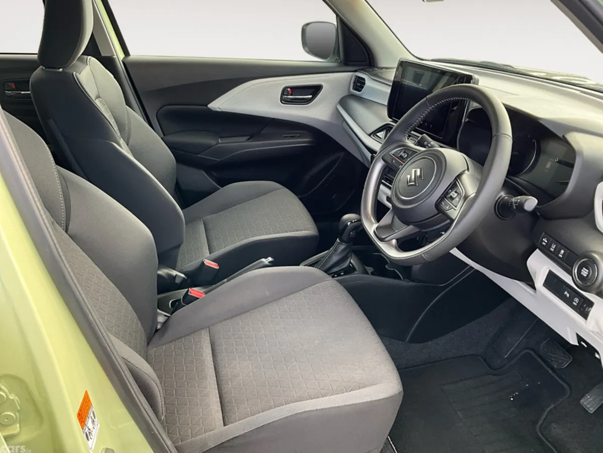 Suzuki Swift Hatchback, Petrol Hybrid, 2025, Yellow