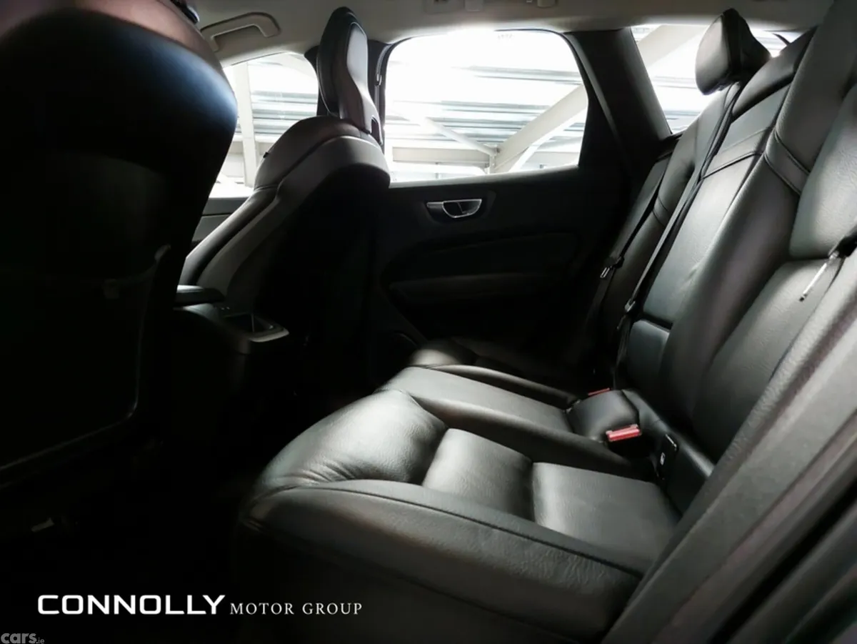 Volvo XC60 SUV, Diesel, 2021, Grey