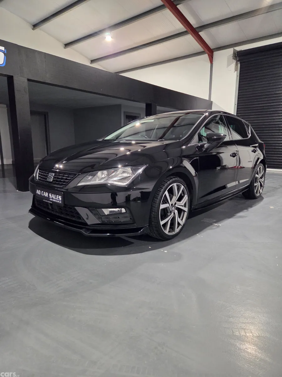 SEAT Leon Hatchback, Diesel, 2019, Black