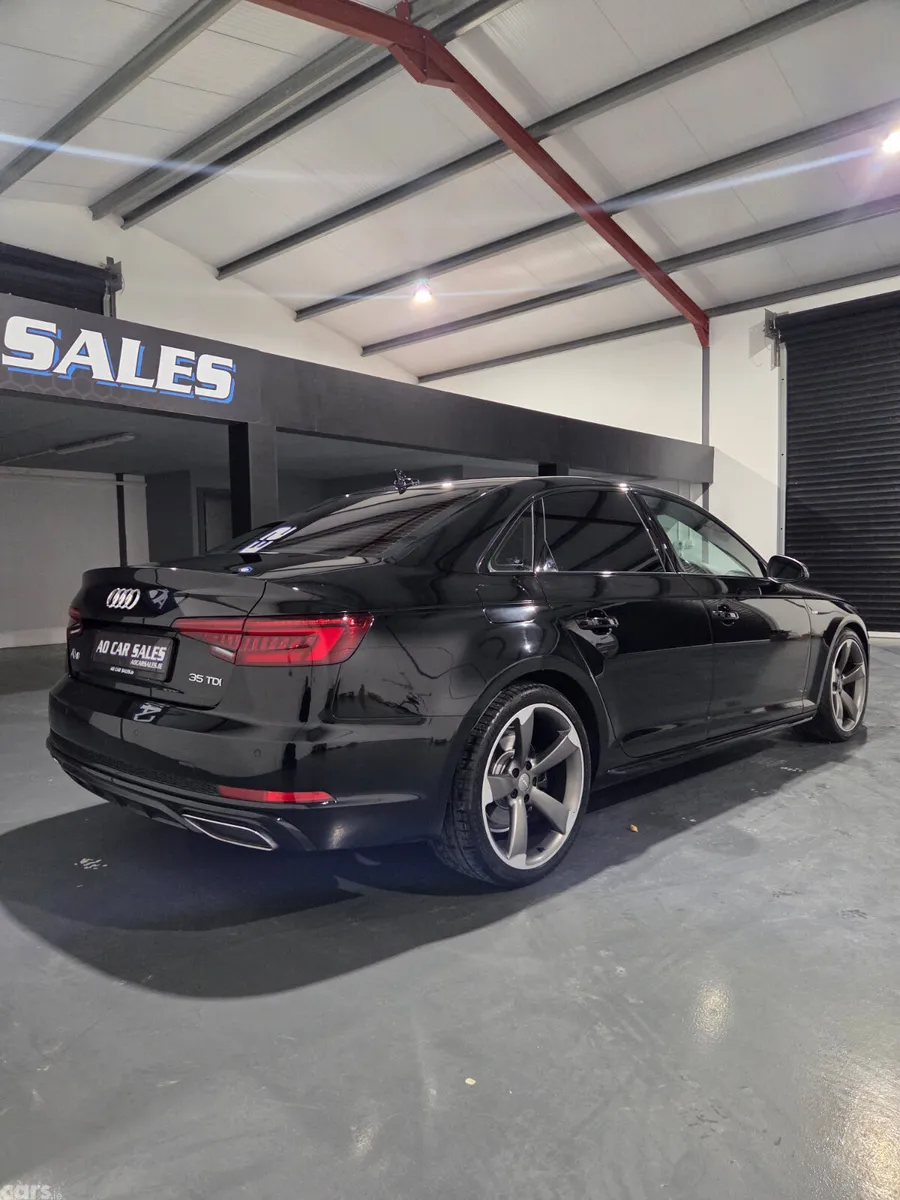 Audi A4 Saloon, Diesel, 2019, Black