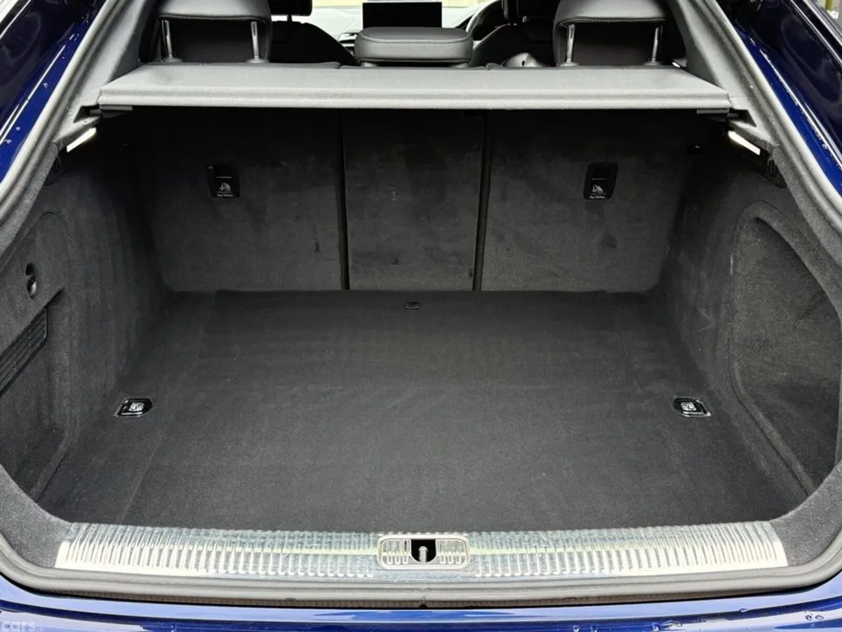 Audi A5 Hatchback, Diesel Hybrid, 2023, Blue