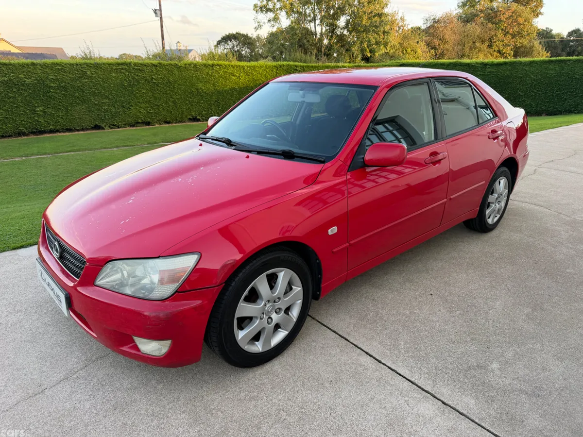 Lexus IS Saloon, Petrol, 2003, Red