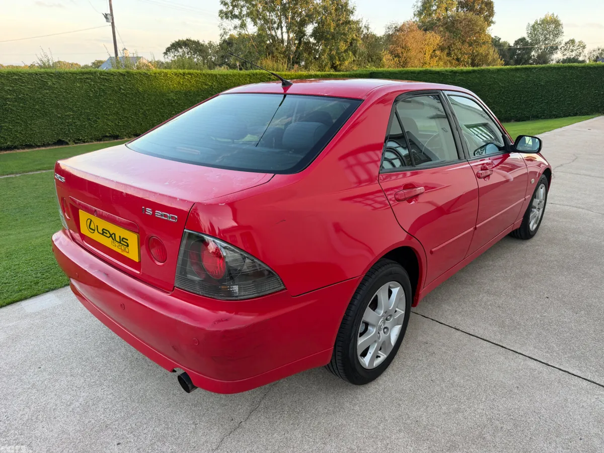 Lexus IS Saloon, Petrol, 2003, Red