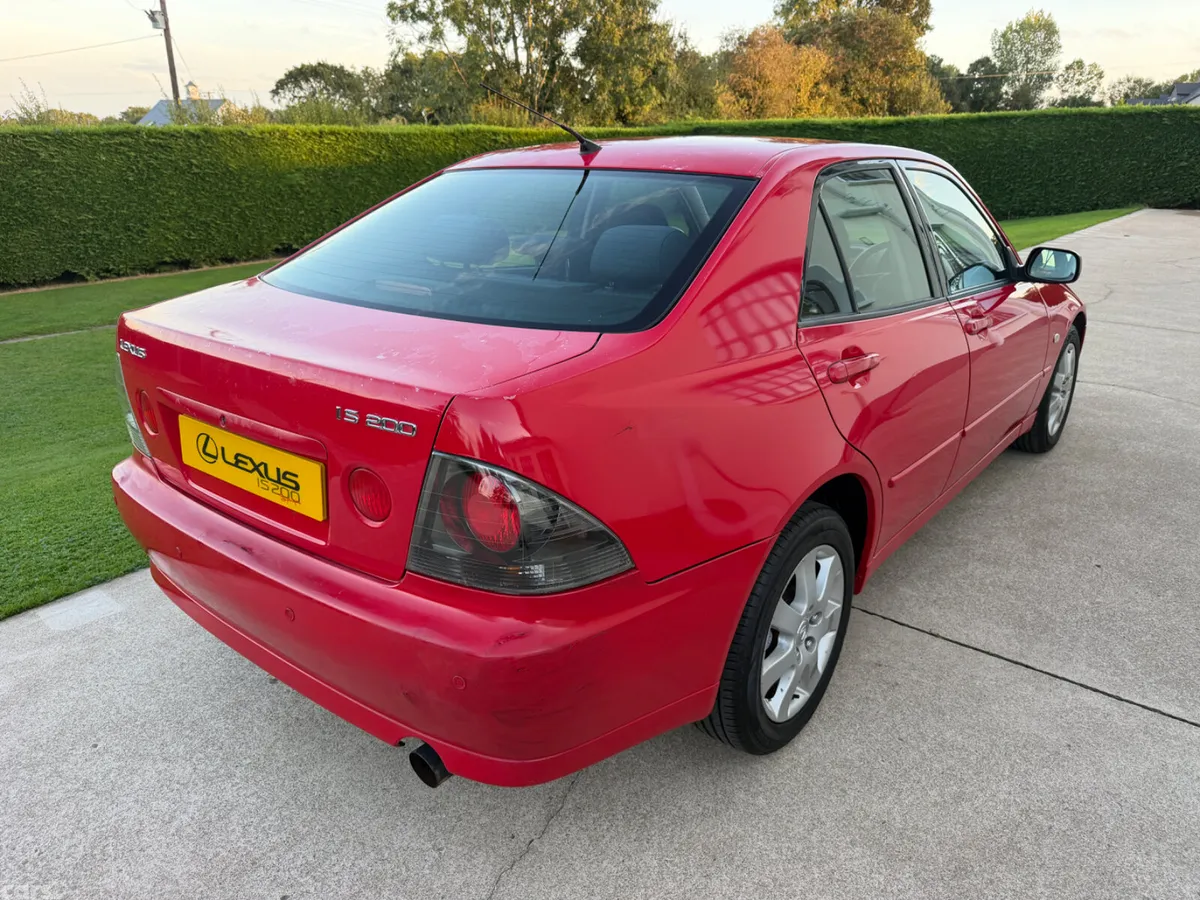 Lexus IS Saloon, Petrol, 2003, Red