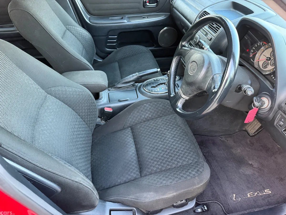 Lexus IS Saloon, Petrol, 2003, Red