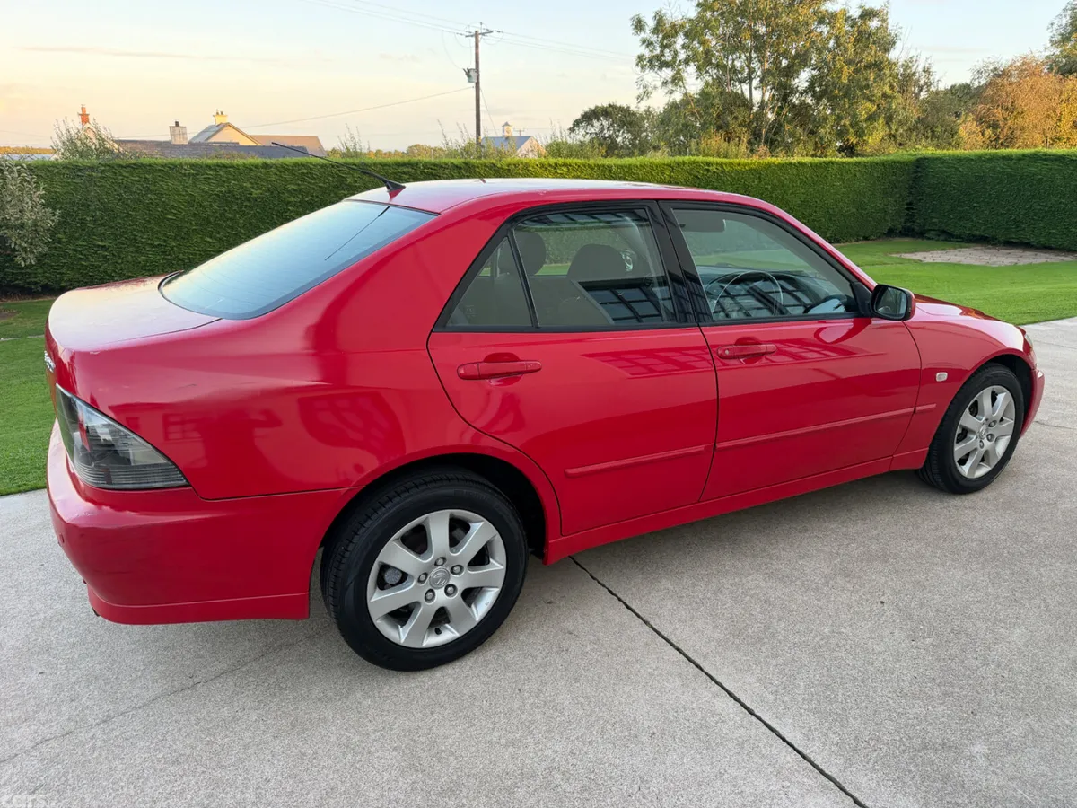 Lexus IS Saloon, Petrol, 2003, Red