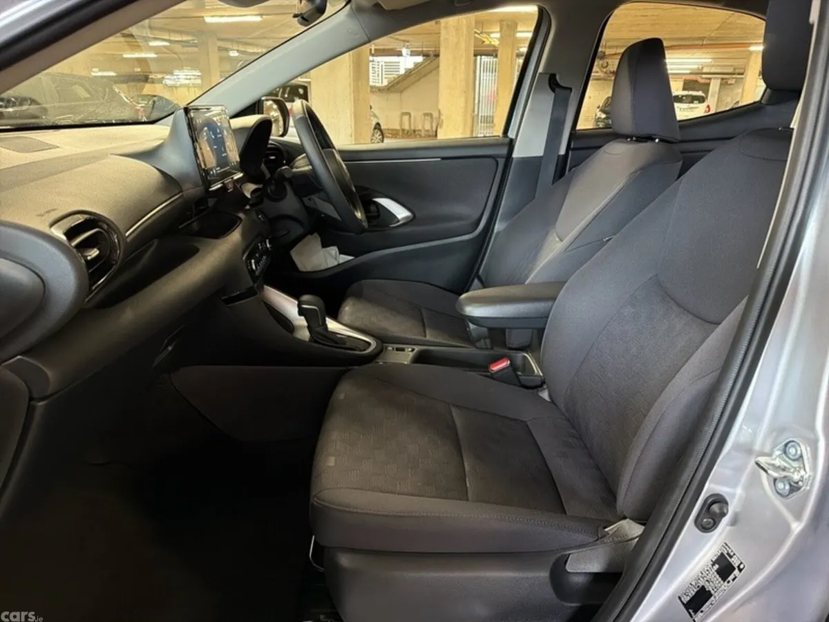 Toyota Yaris Hatchback, Petrol Hybrid, 2026, Grey