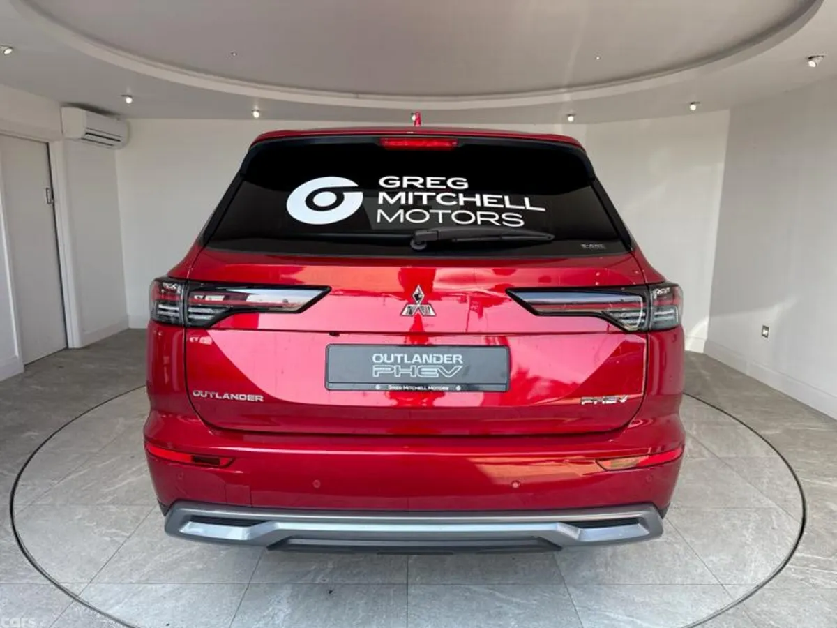 Mitsubishi Outlander SUV, Petrol Hybrid, 2026, Red