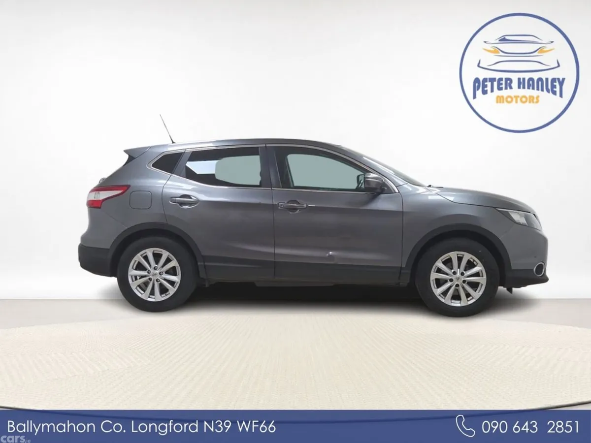 Nissan Qashqai SUV, Diesel, 2014, Grey