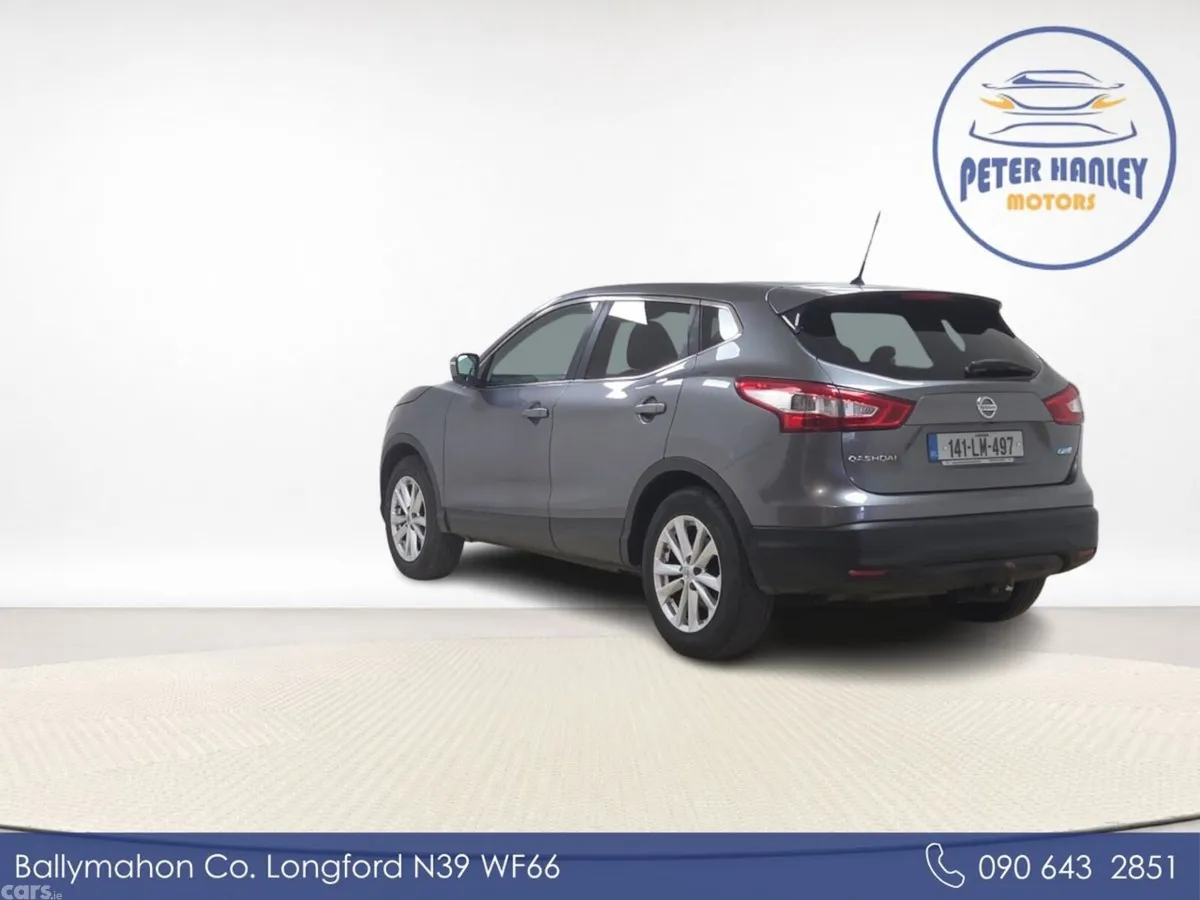 Nissan Qashqai SUV, Diesel, 2014, Grey