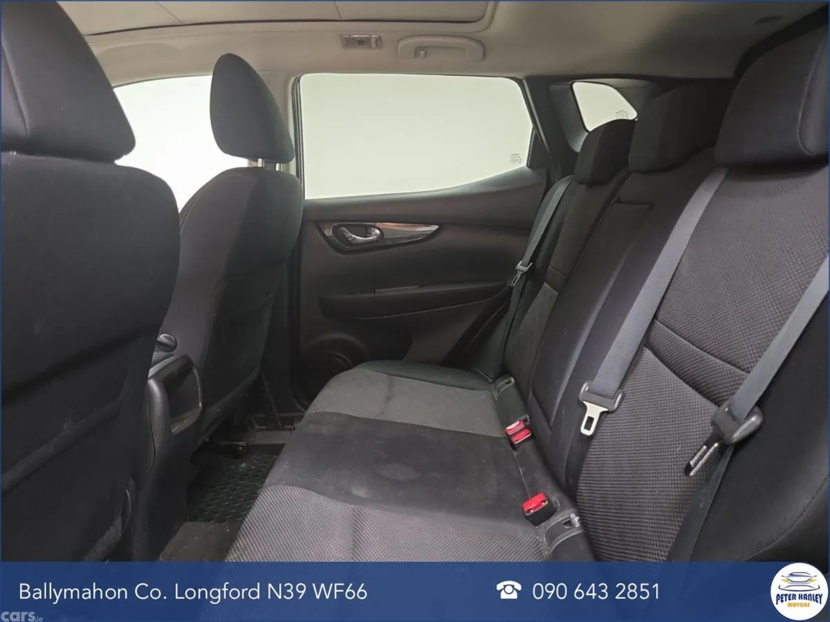 Nissan Qashqai SUV, Diesel, 2014, Grey