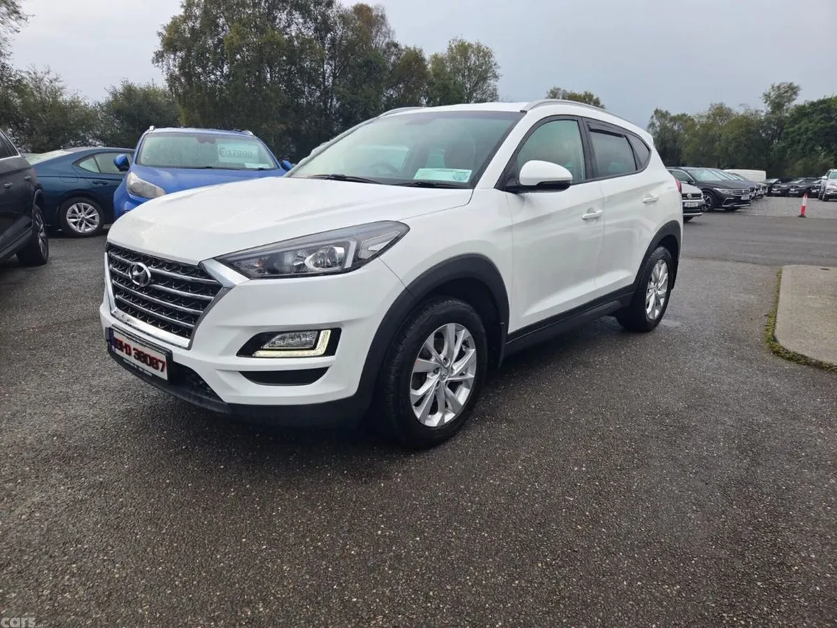 Hyundai Tucson MPV, Petrol, 2019, White