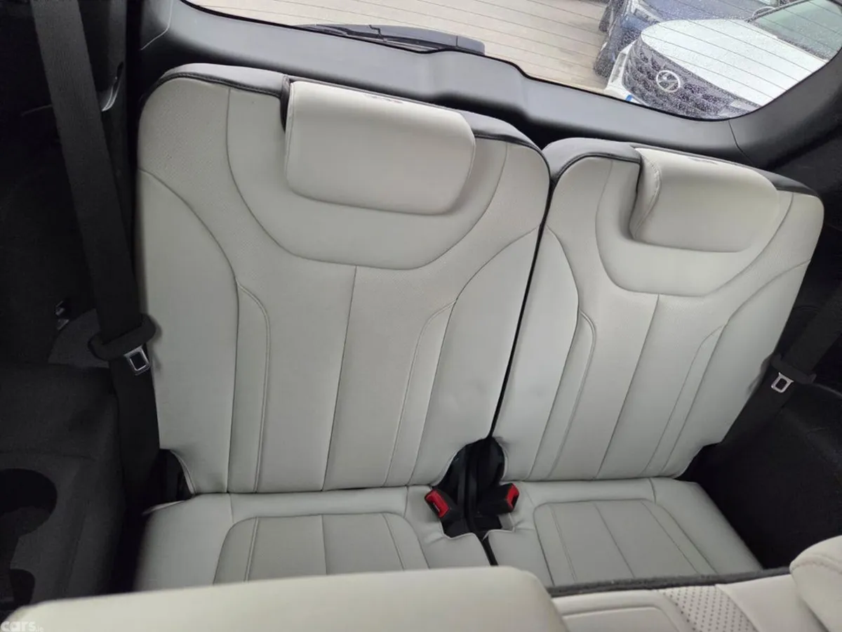 Hyundai Santa Fe Estate, Diesel, 2021, Black