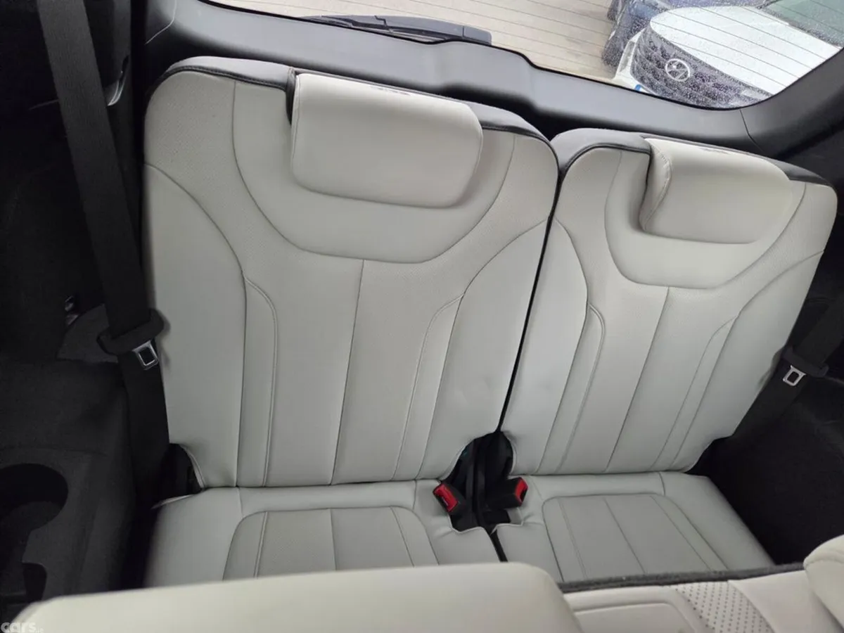 Hyundai Santa Fe Estate, Diesel, 2021, Black