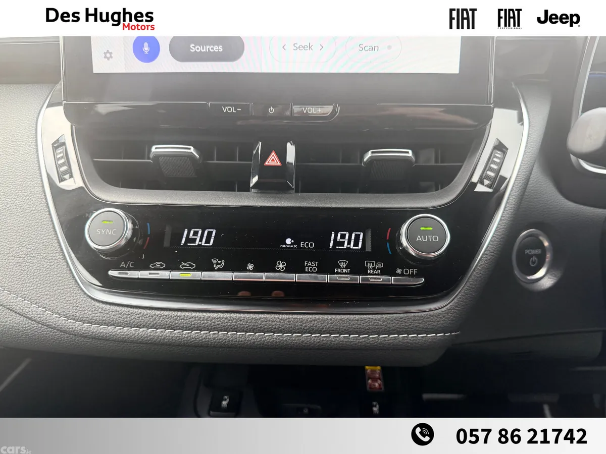 Toyota Corolla Hatchback, Petrol Hybrid, 2024, White