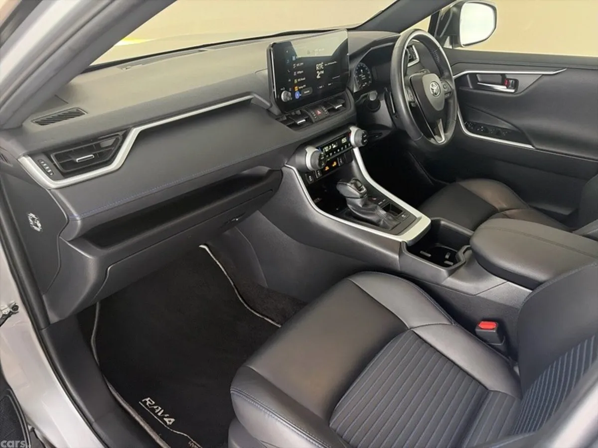 Toyota RAV4 SUV, Petrol Hybrid, 2024, Silver