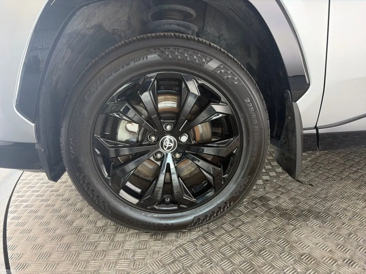 Toyota RAV4 SUV, Petrol Hybrid, 2024, Silver