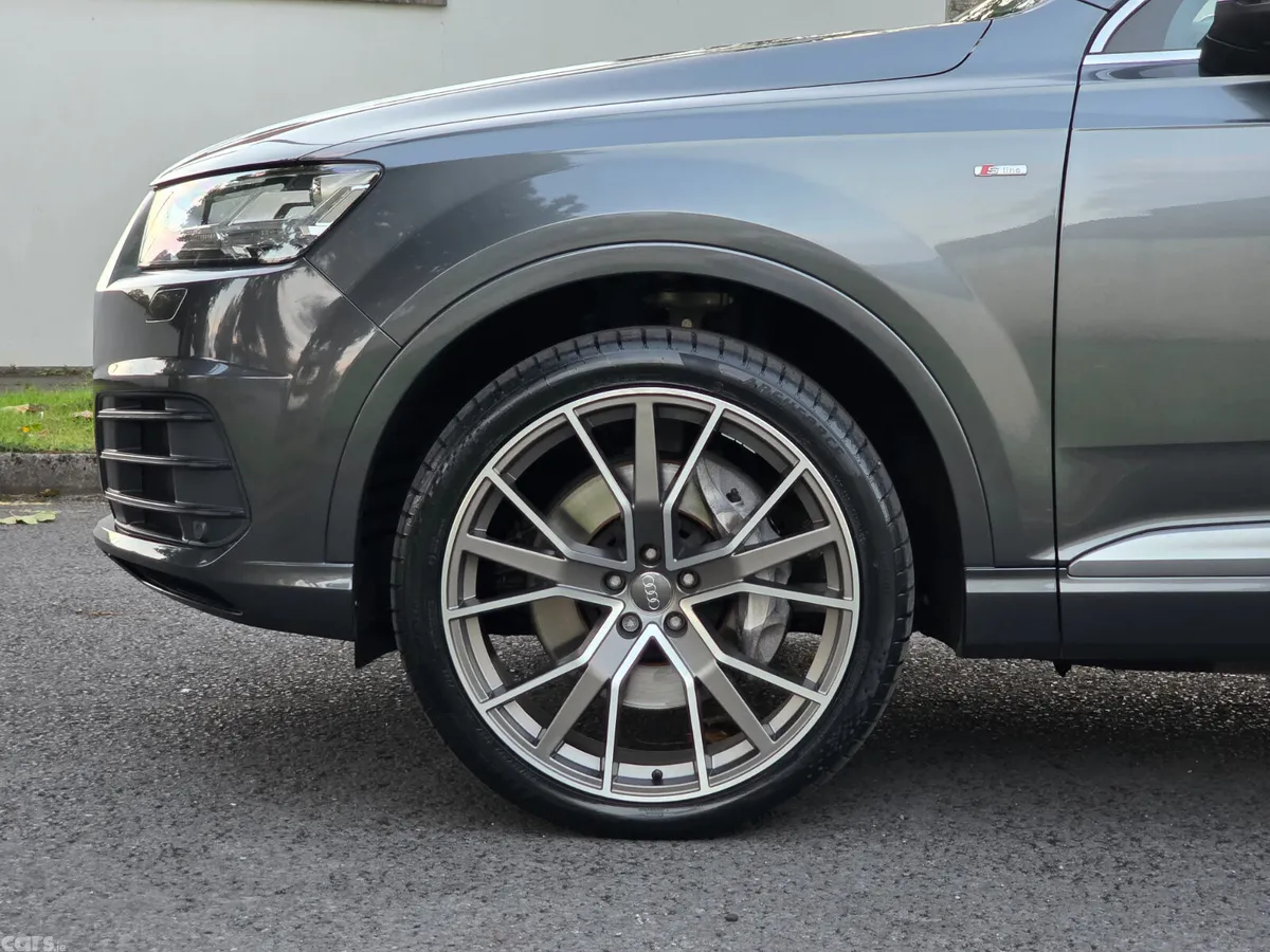 Audi Q7 SUV, Diesel, 2016, Grey