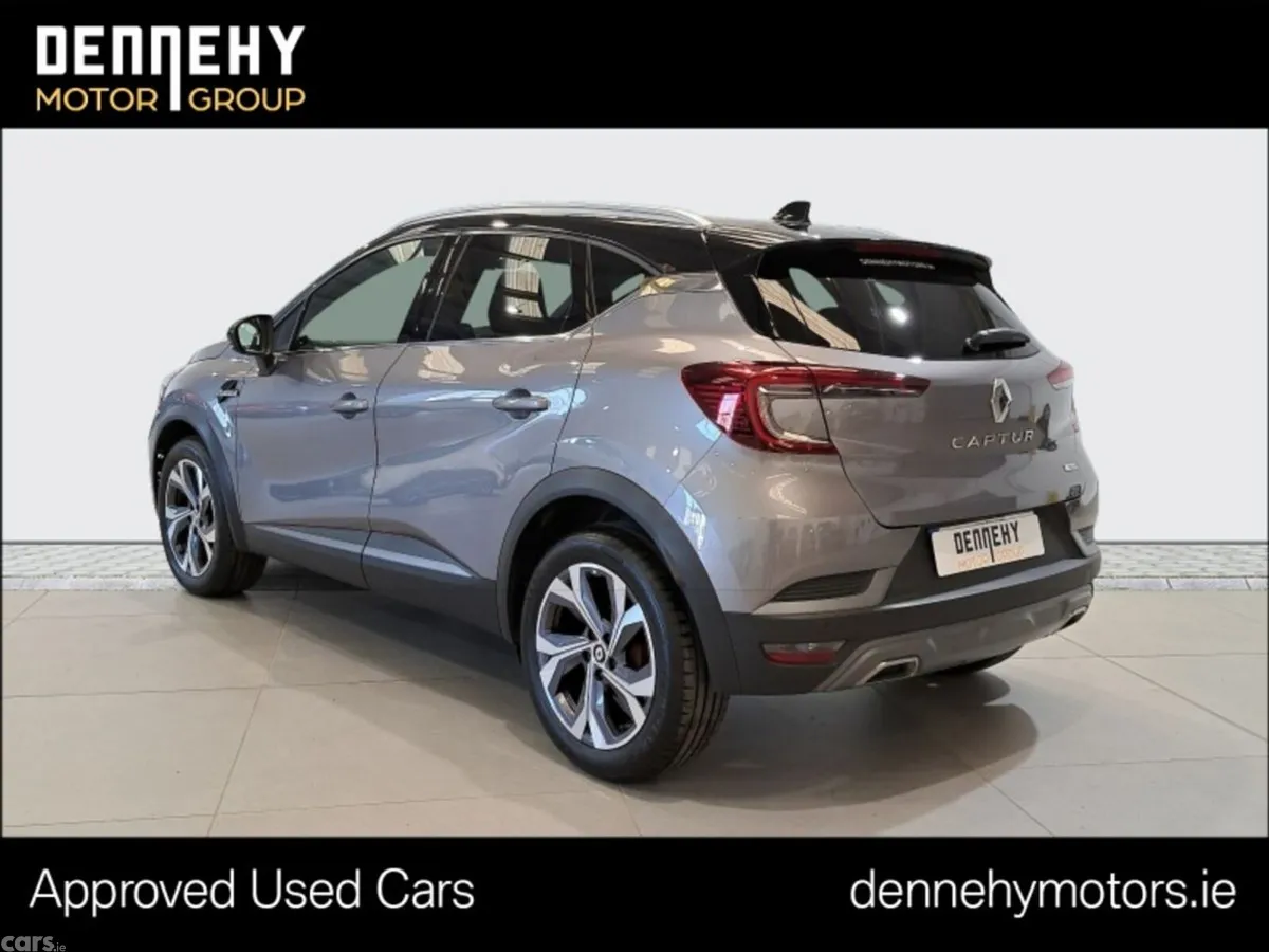 Renault Captur Hatchback, Petrol, 2022, Grey