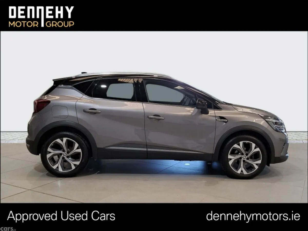 Renault Captur Hatchback, Petrol, 2022, Grey