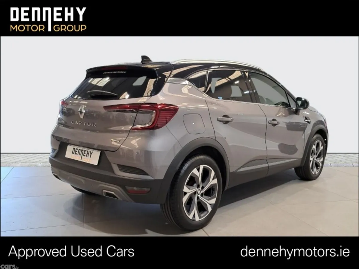 Renault Captur Hatchback, Petrol, 2022, Grey