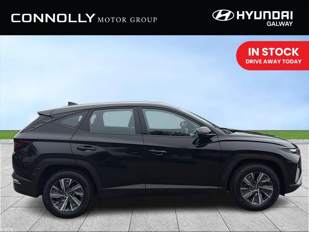 Hyundai Tucson SUV, Diesel, 2022, Black