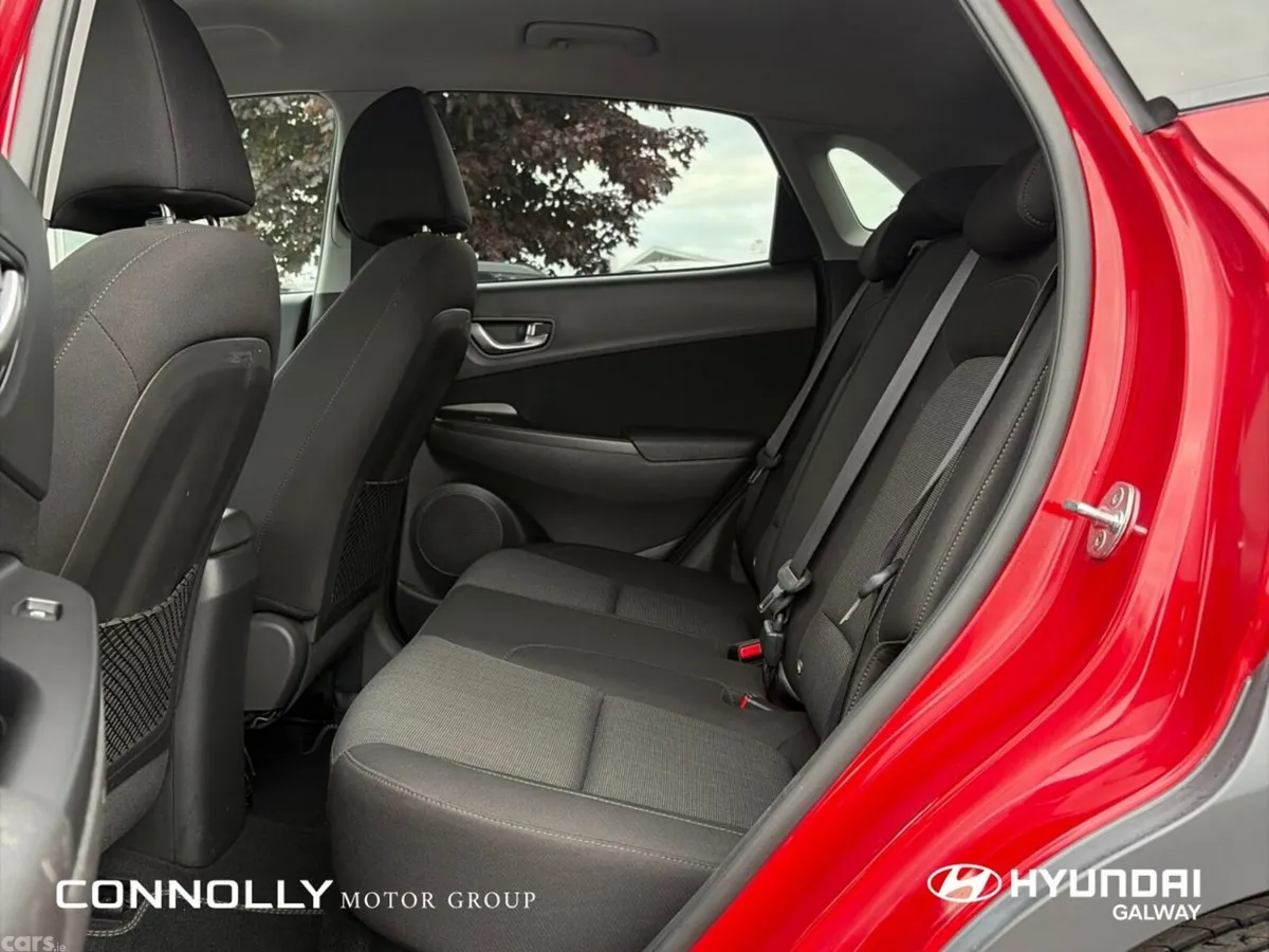 Hyundai KONA MPV, Petrol Hybrid, 2021, Red