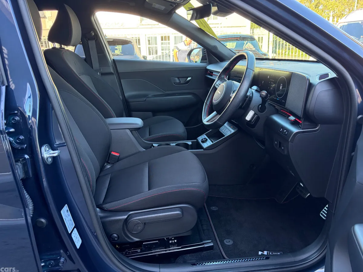 Hyundai KONA Hatchback, Electric, 2026, Blue
