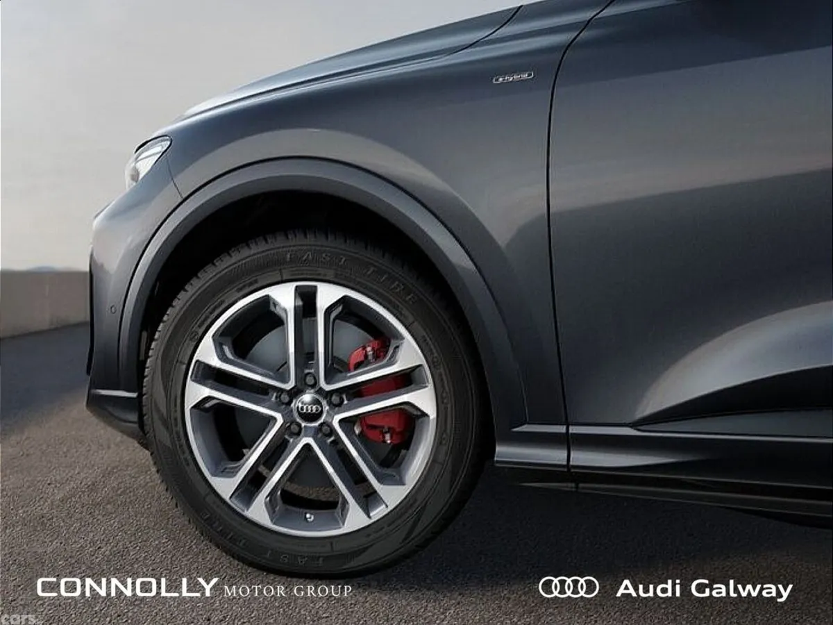 Audi Q5 SUV, Petrol Plug-in Hybrid, 2027, Grey