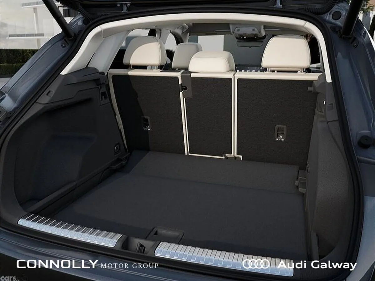 Audi Q5 SUV, Petrol Plug-in Hybrid, 2027, Grey