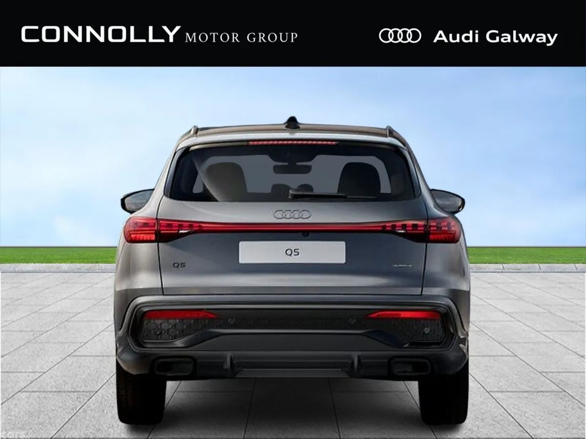Audi Q5 SUV, Petrol Plug-in Hybrid, 2027, Grey