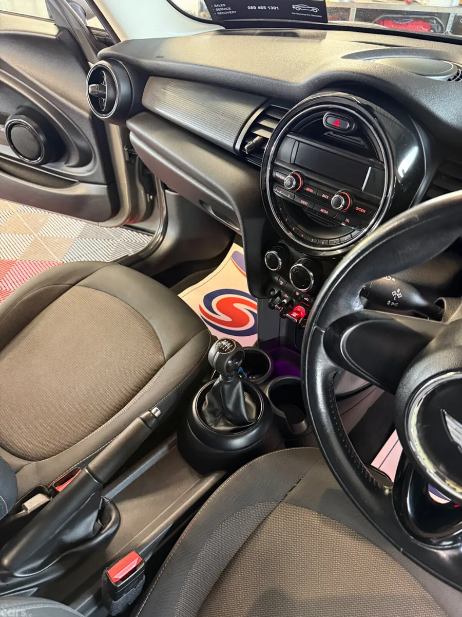 Mini One Hatchback, Diesel, 2017, Brown